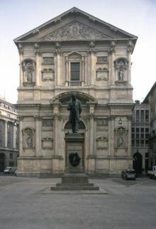 Piazza San Fedele