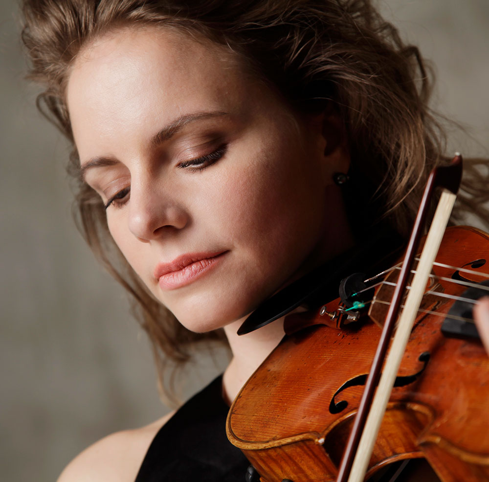 Julia Fisher (PC Uwe Arens)