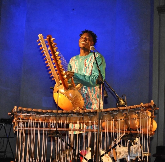 Moustapha Dembélé ph Lane Silva